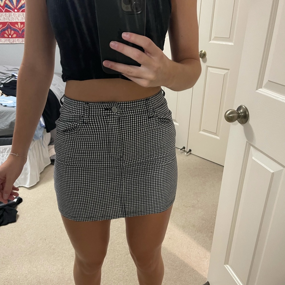 Brandy Melville skirt